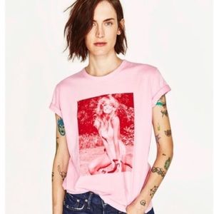 Zara Farrah Fawcett Tee Size M